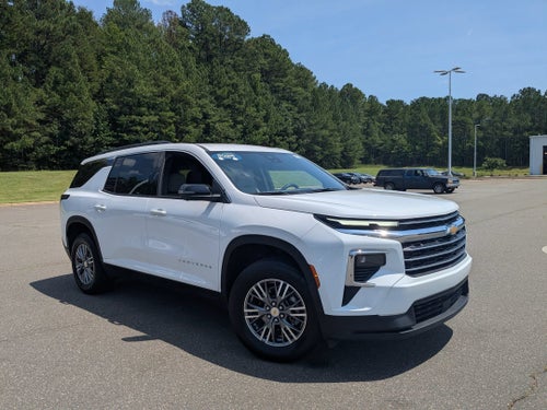 2025 Chevrolet Traverse LT