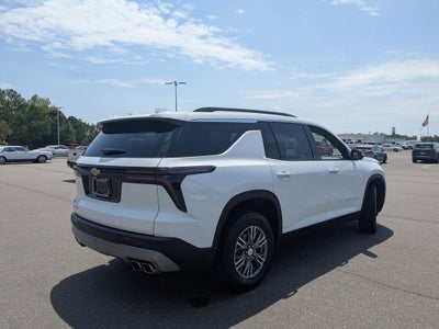 2025 Chevrolet Traverse LT