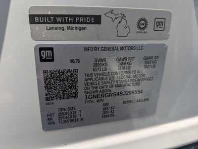 2025 Chevrolet Traverse LT