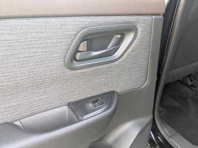 2023 Nissan Rogue S FWD