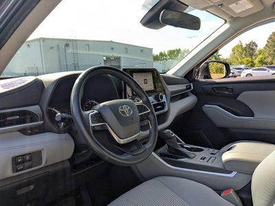 2023 Toyota Highlander L