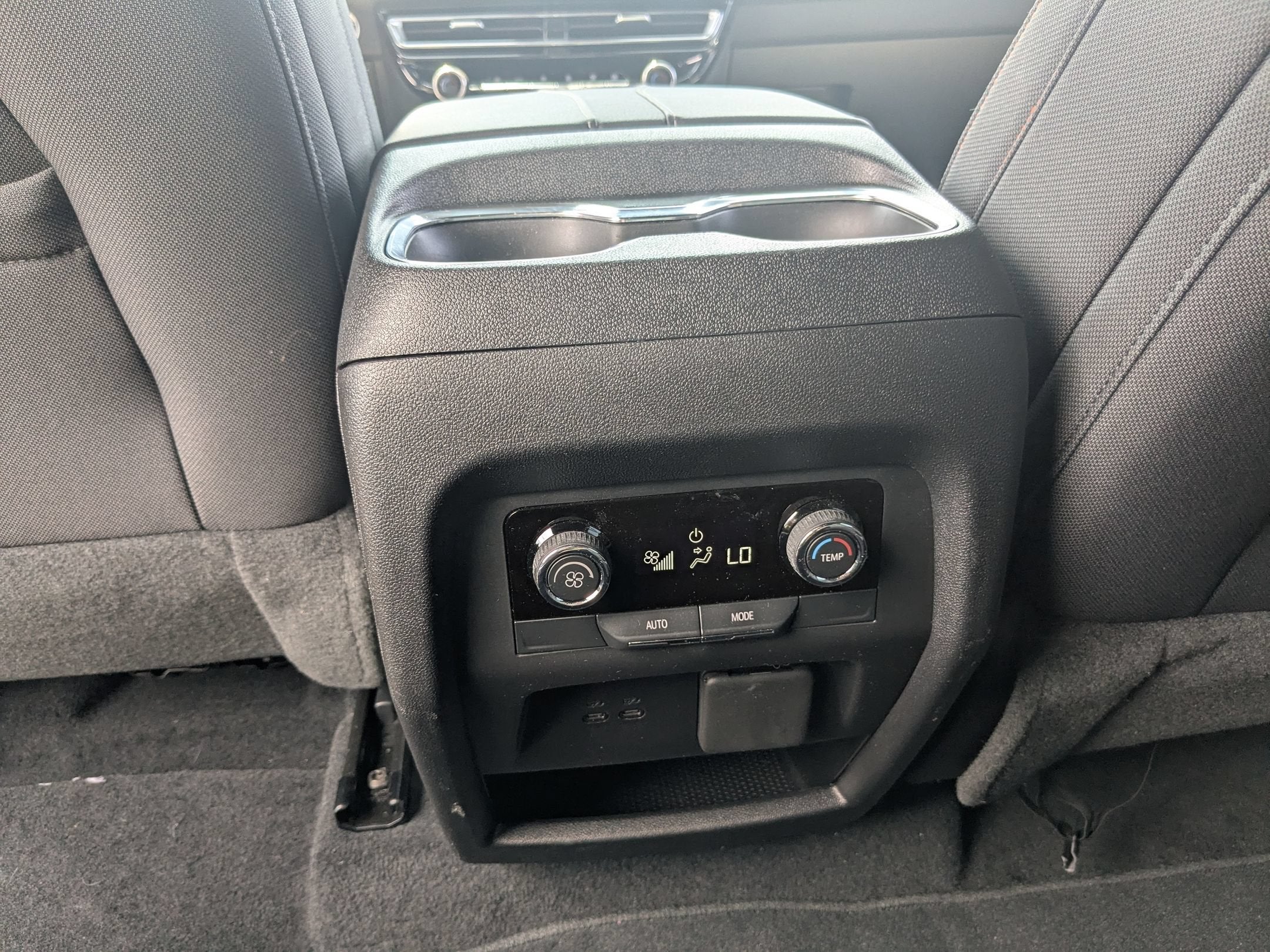 2025 Chevrolet Traverse FWD LT