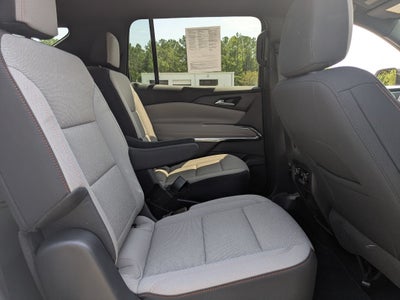2025 Chevrolet Traverse FWD LT