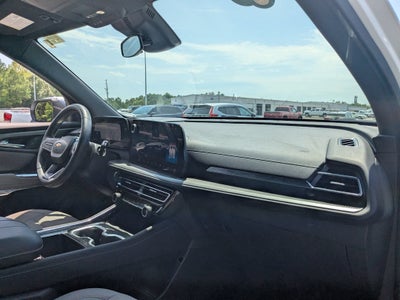 2025 Chevrolet Traverse FWD LT