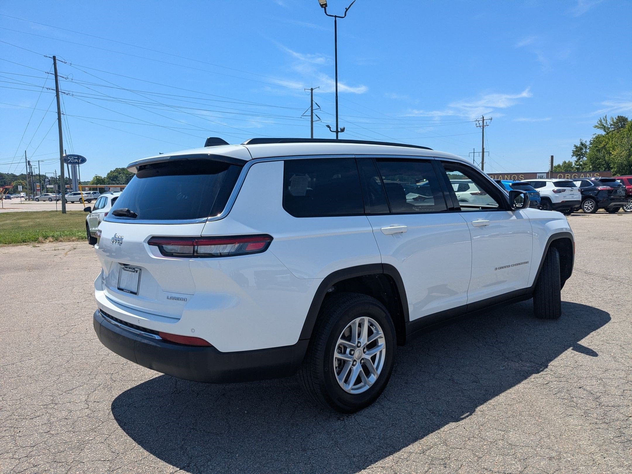 2025 Jeep Grand Cherokee L Laredo X 4x4