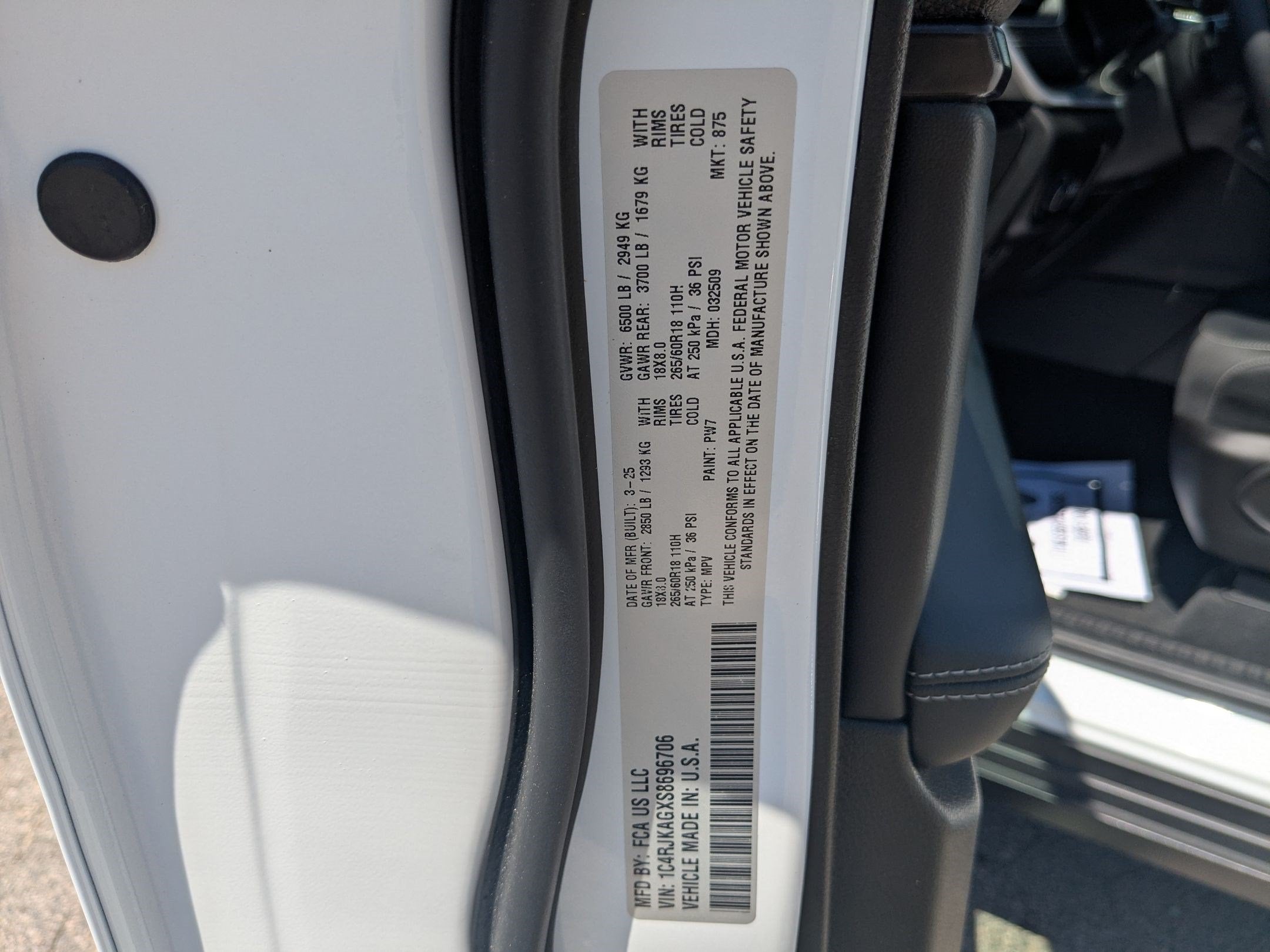 2025 Jeep Grand Cherokee L Laredo X 4x4