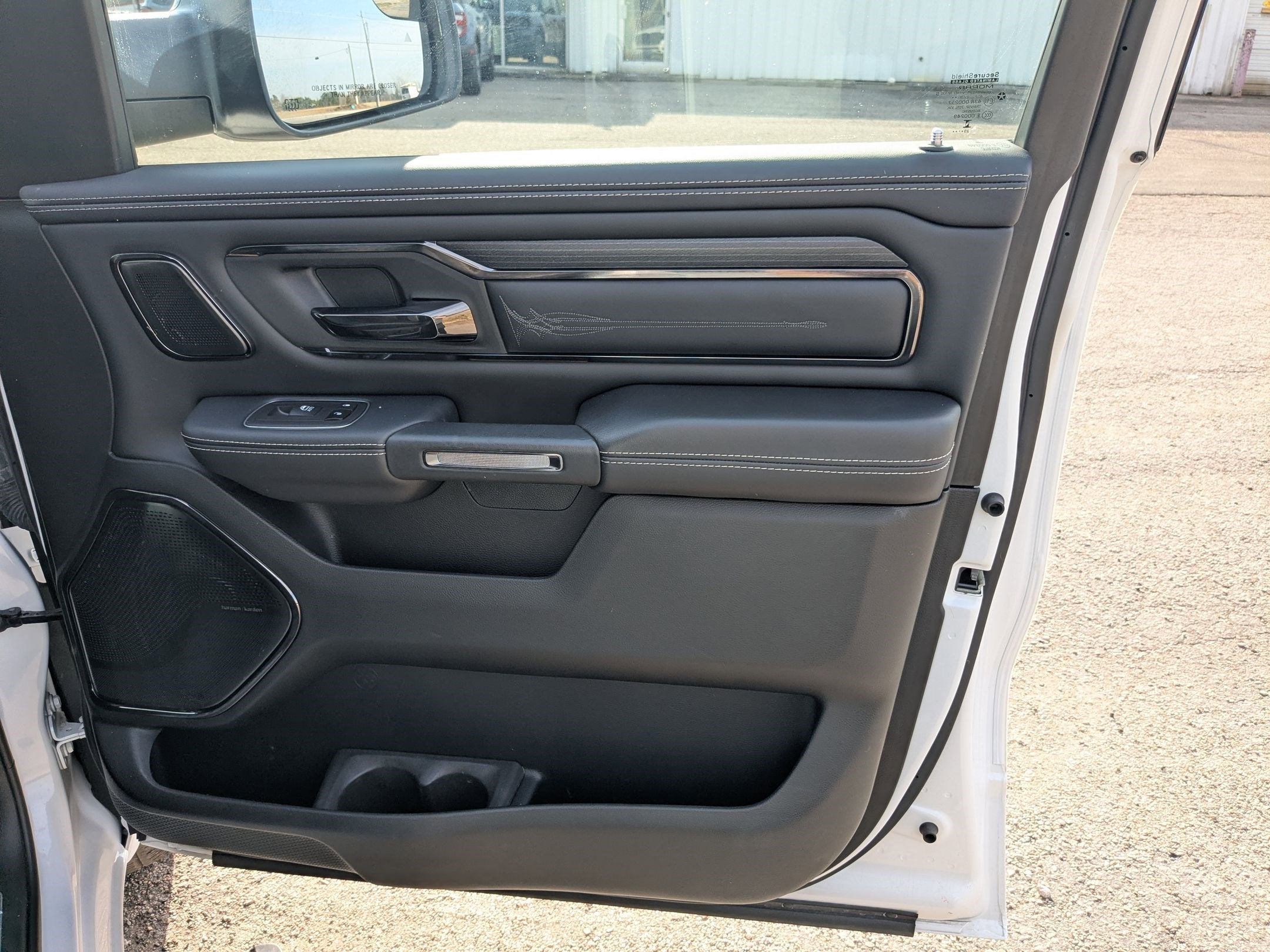 2024 RAM 1500 Limited Crew Cab 4x4 5'7' Box