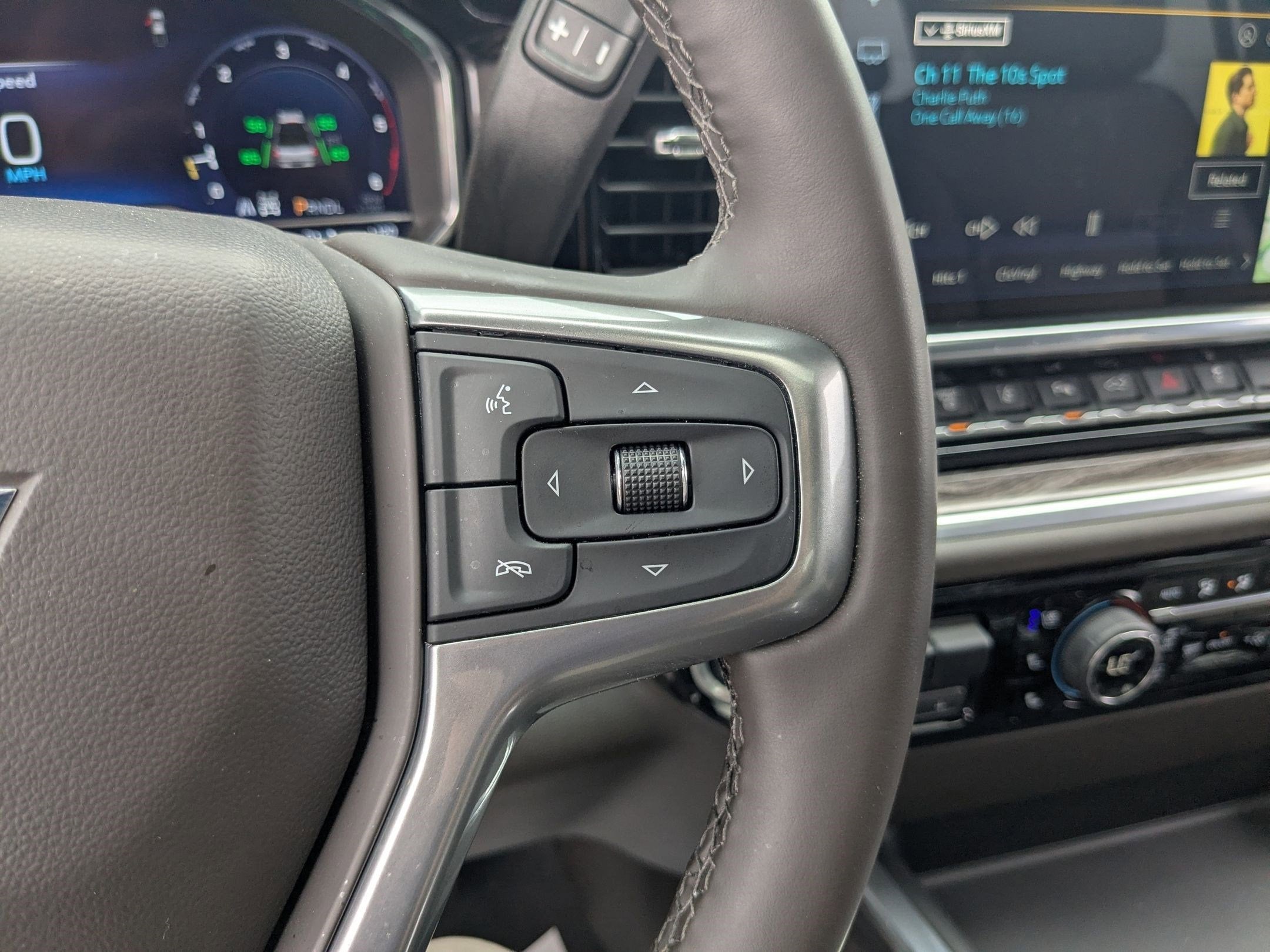 2025 Chevrolet Silverado 2500HD 4WD Crew Cab Standard Bed LTZ