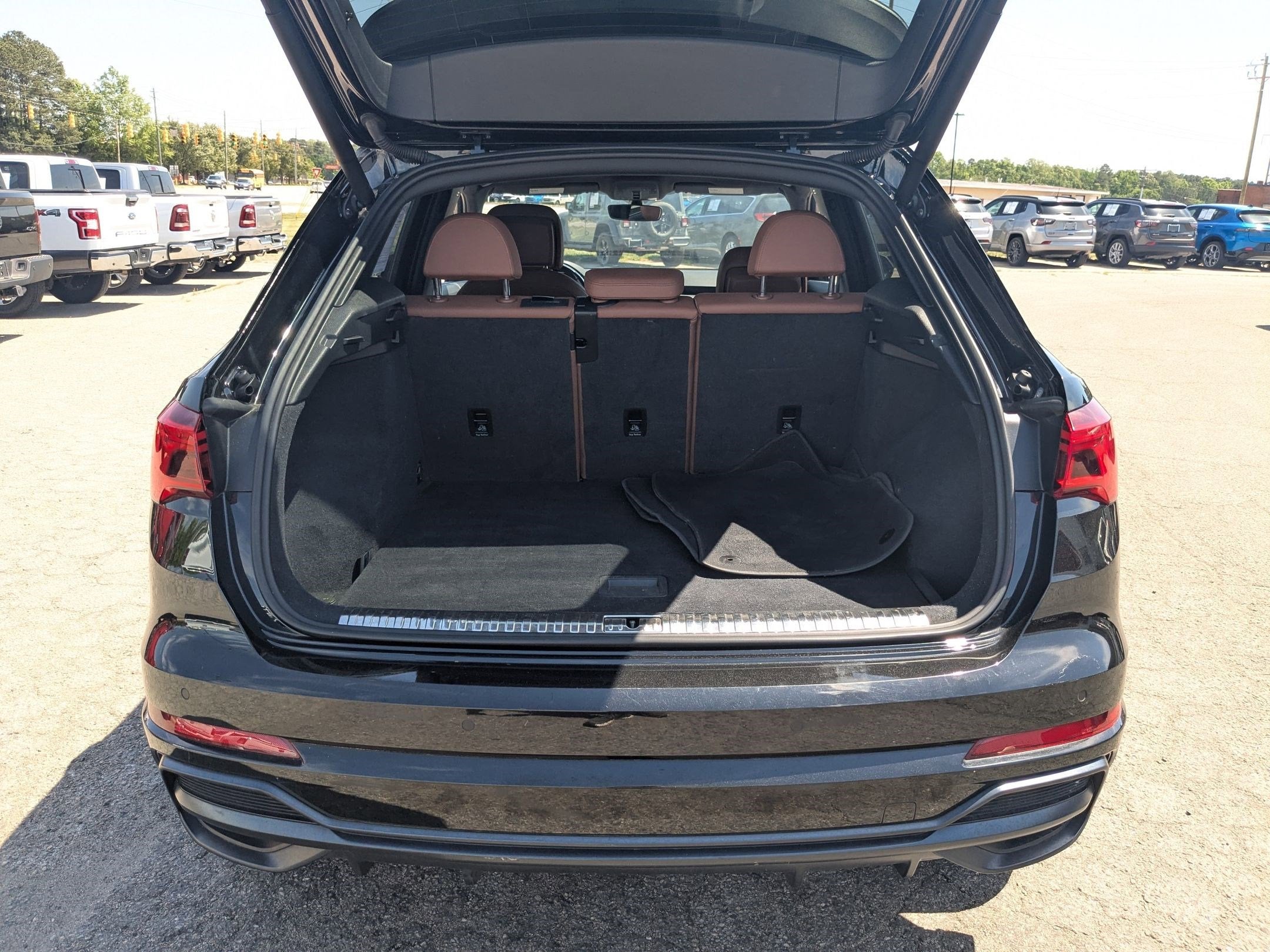 2019 Audi Q3 S line Premium