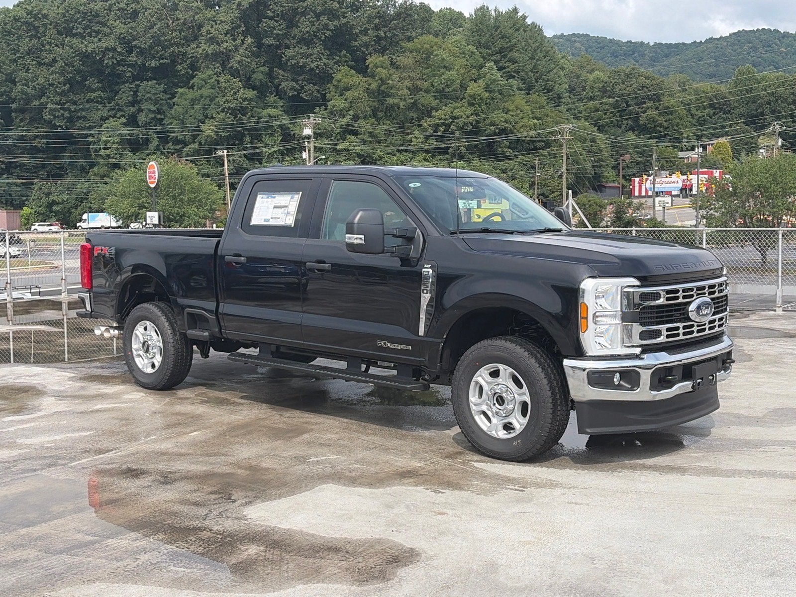 2026 Ford Super Duty F-250 SRW XLT