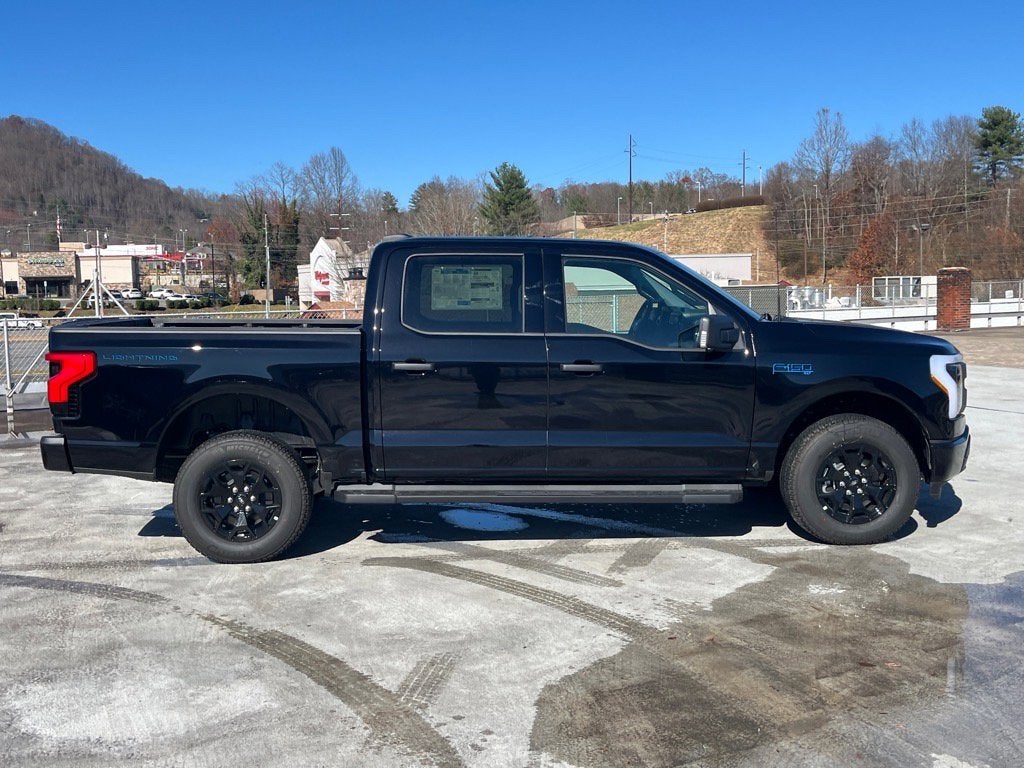 2025 Ford F-150 Lightning XLT