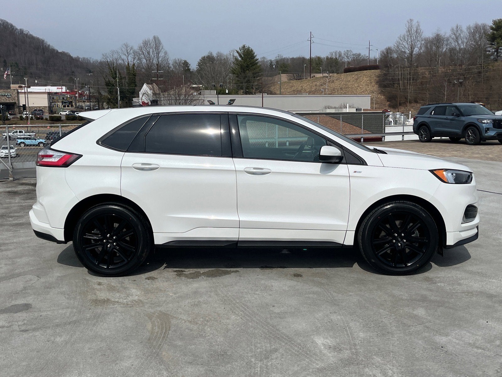 2024 Ford Edge ST-Line