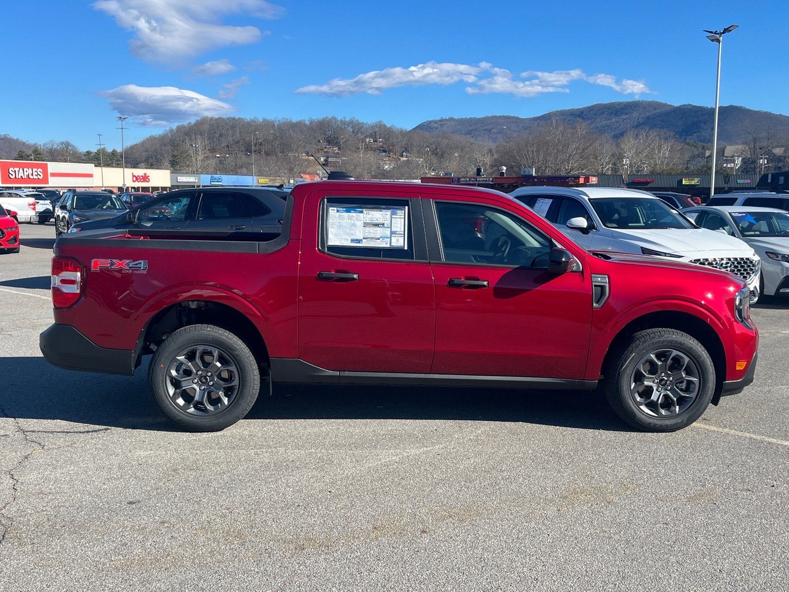 2025 Ford Maverick XLT