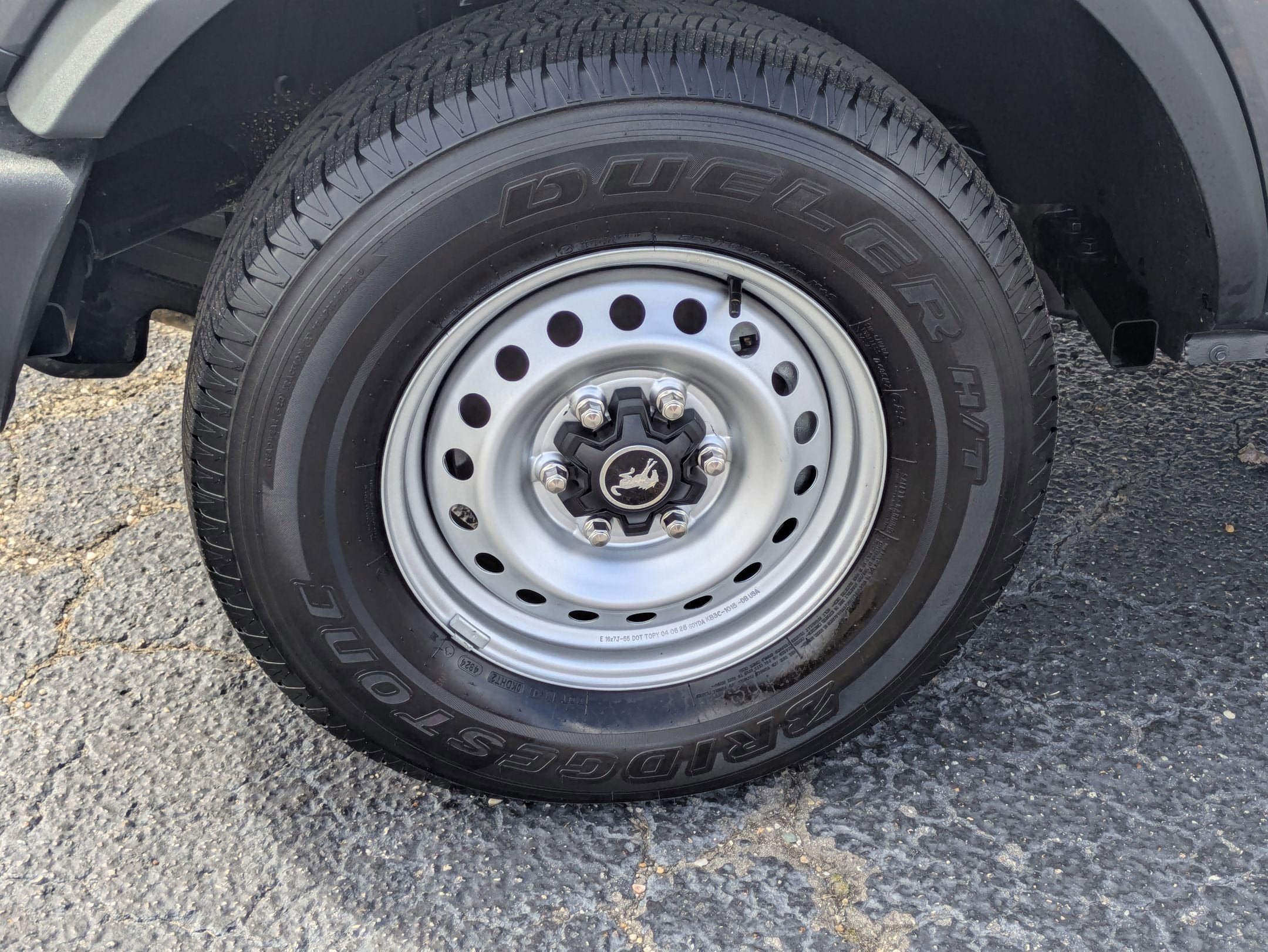 2025 Ford Bronco Base