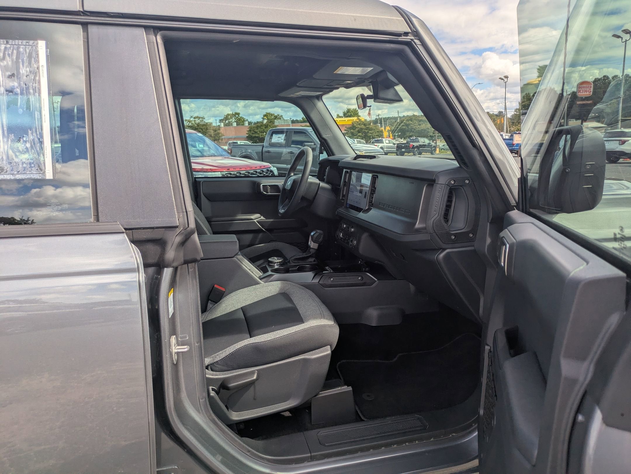 2025 Ford Bronco Base