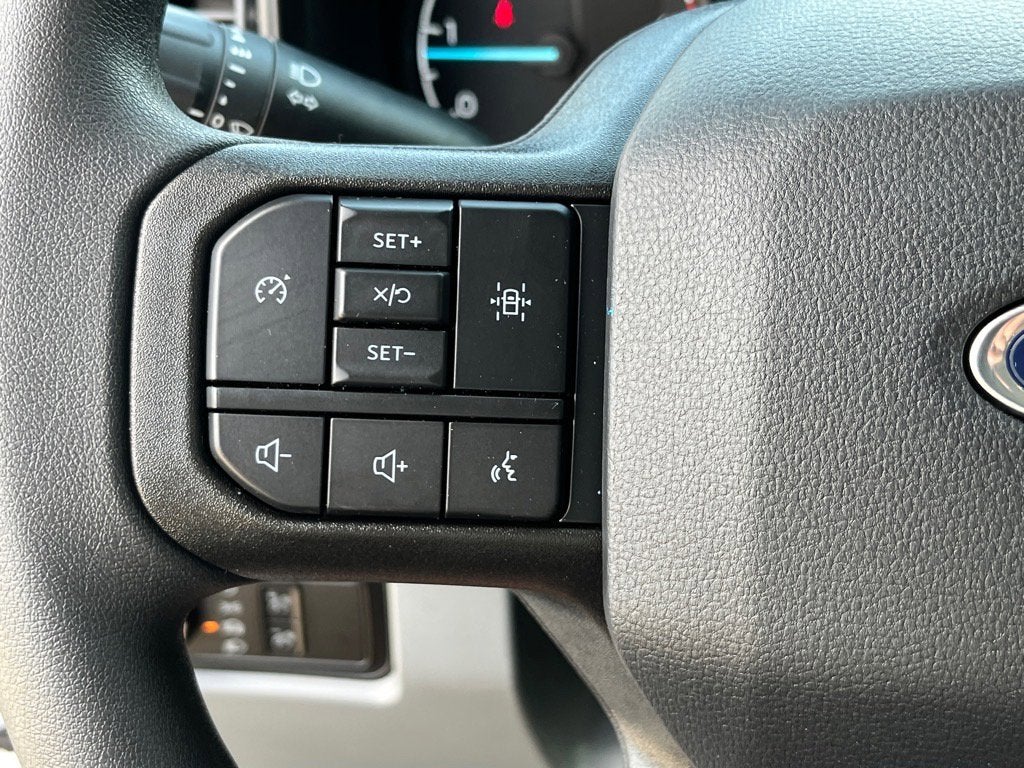 2025 Ford Super Duty F-350 DRW XL