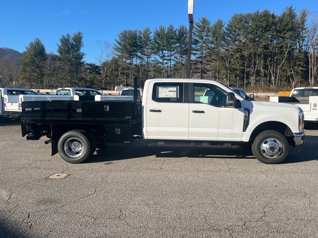 2025 Ford Super Duty F-350 DRW XL