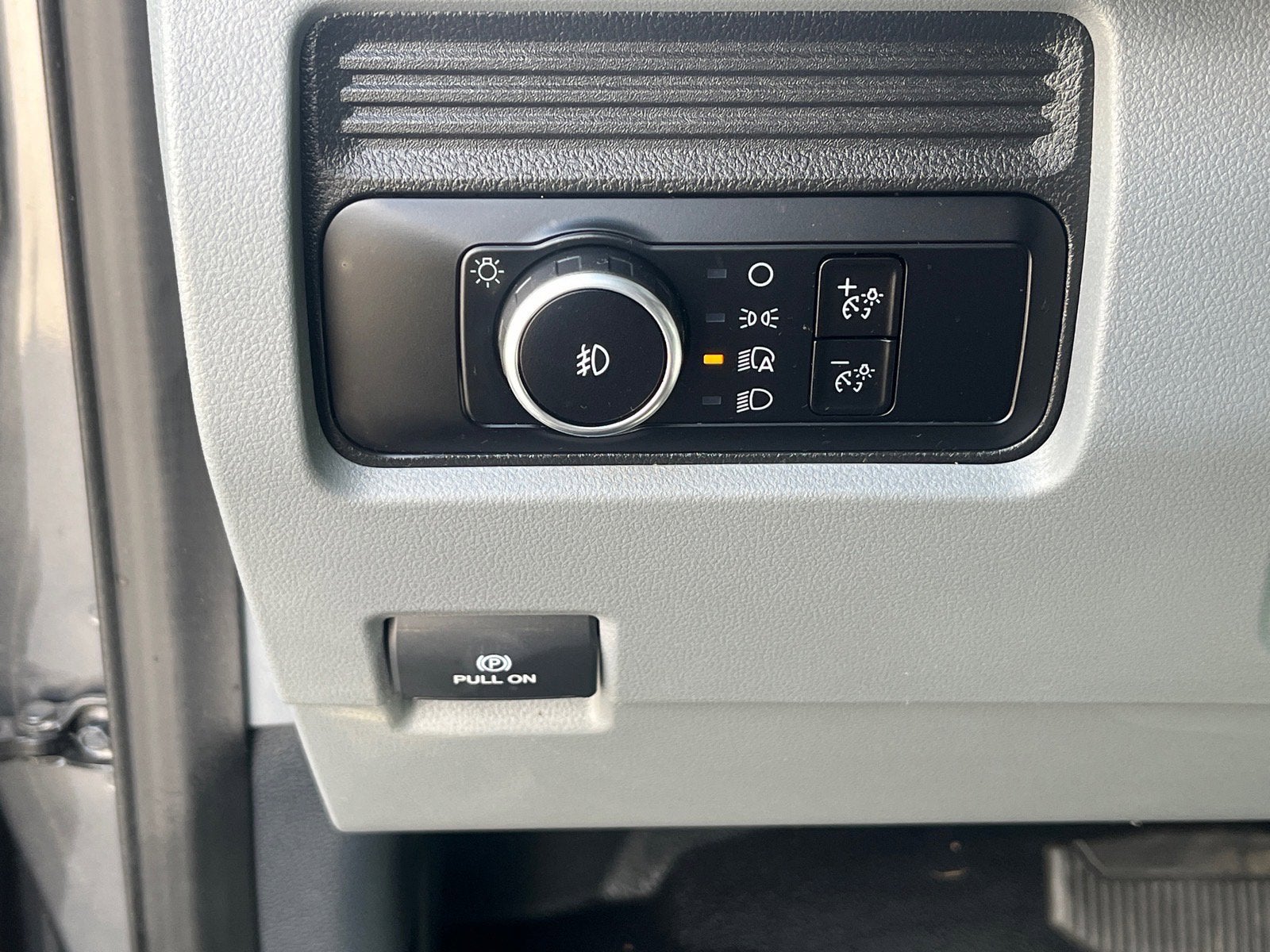 2023 Ford Super Duty F-350 DRW XL