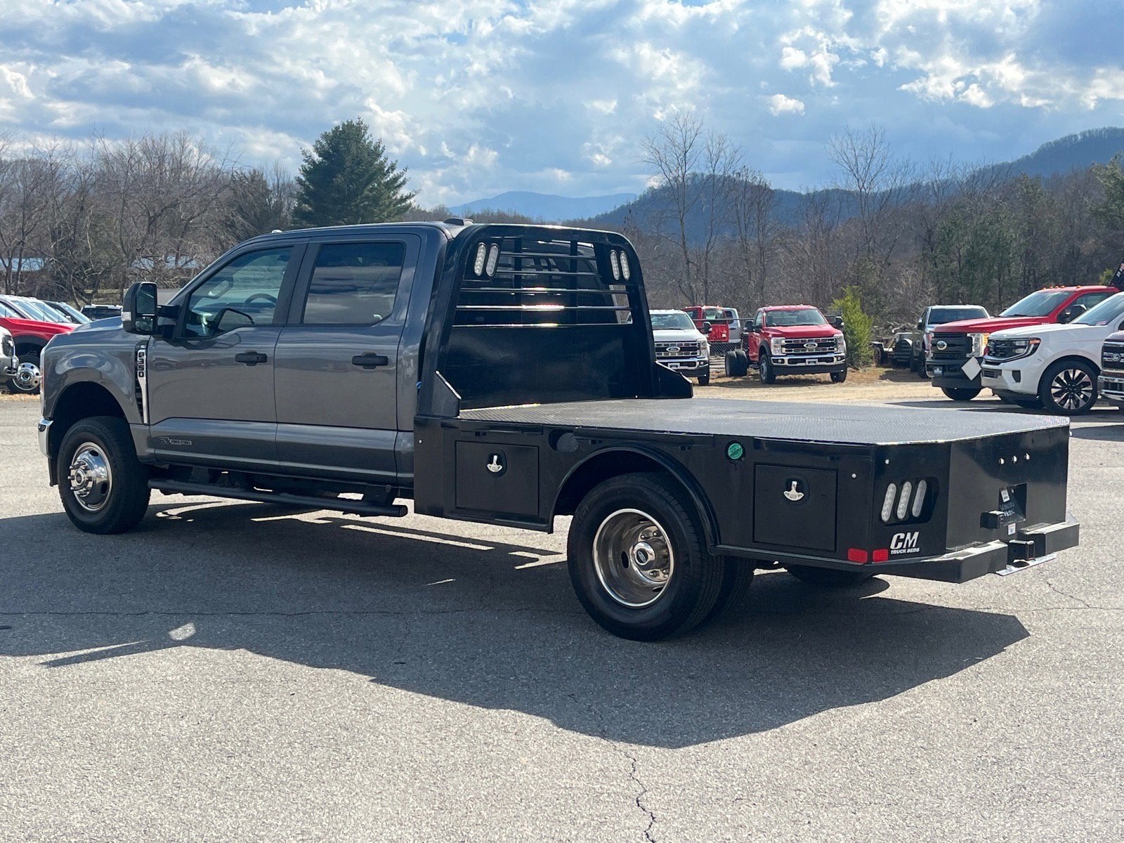 2023 Ford Super Duty F-350 DRW XL