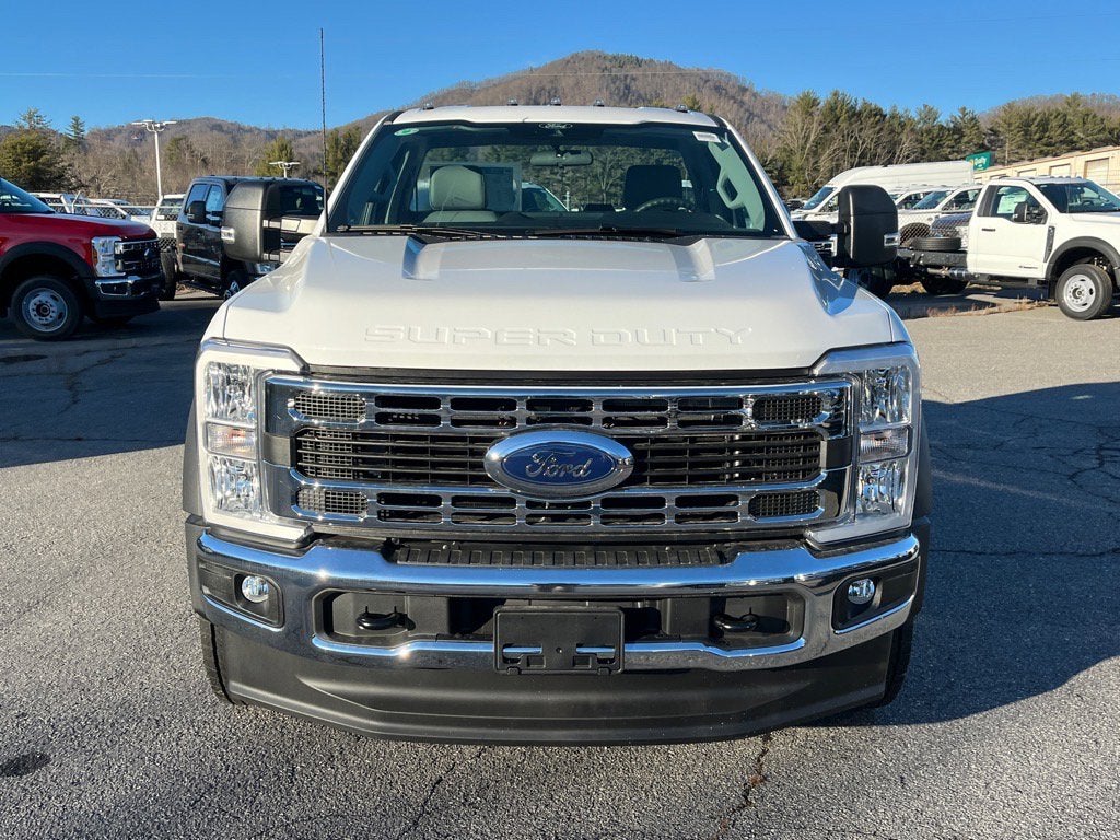 2026 Ford Super Duty F-550 DRW XL DRW