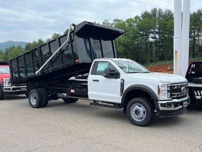 2025 Ford Super Duty F-600 DRW XL