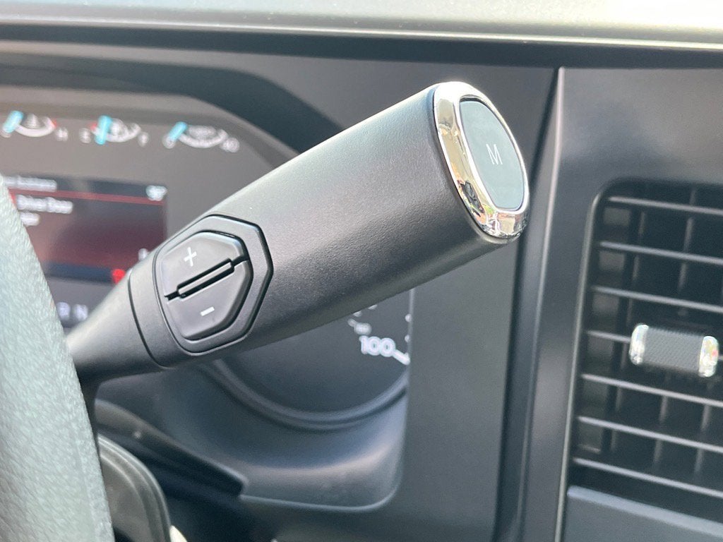 2025 Ford Super Duty F-600 DRW XL