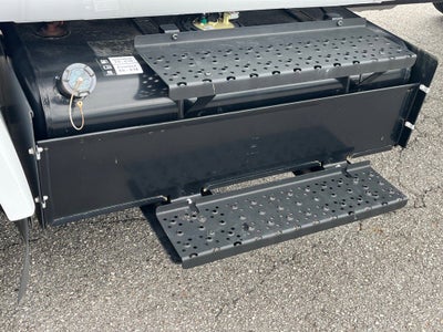 2025 Ford F-650SD Base