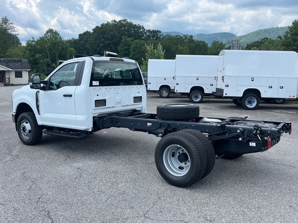 2025 Ford Super Duty F-350 DRW XL DRW