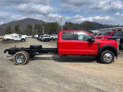 2026 Ford Super Duty F-550 DRW Lariat DRW