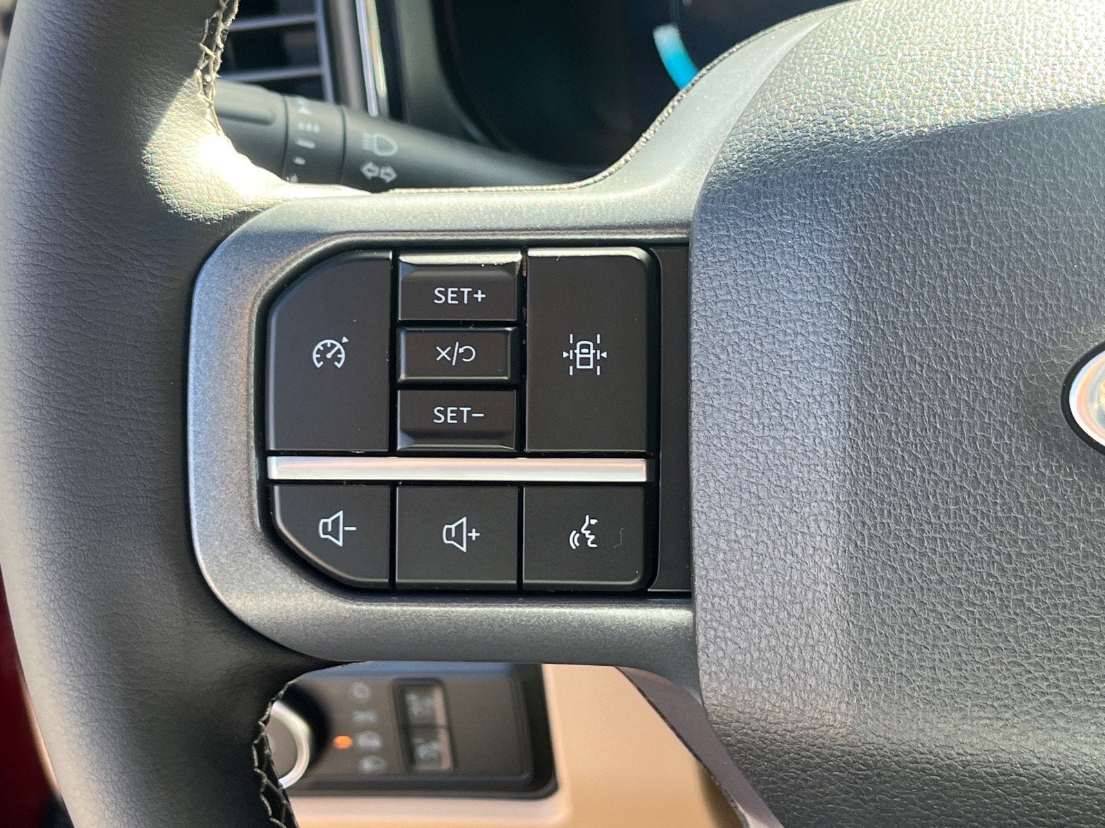 2026 Ford Super Duty F-550 DRW Lariat DRW