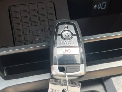 2026 Ford Super Duty F-550 DRW Lariat DRW