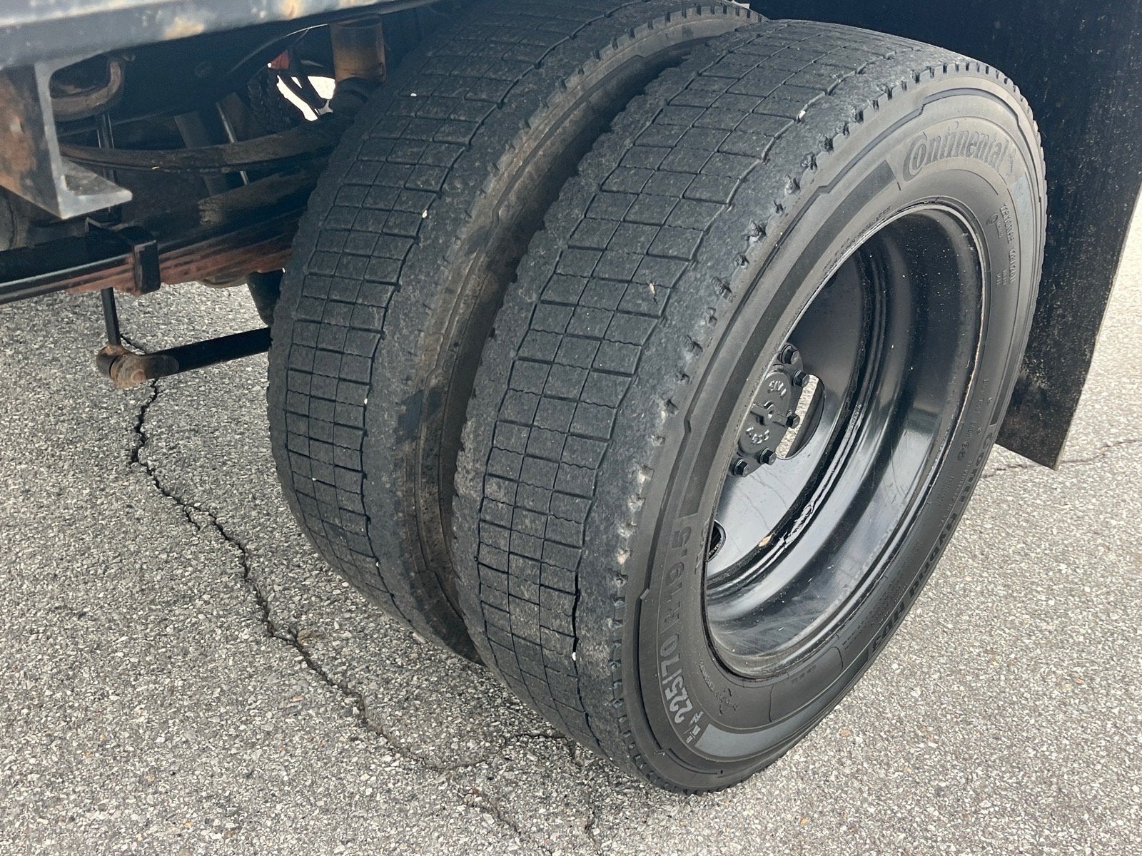 2023 Ford Super Duty F-550 DRW XLT DRW