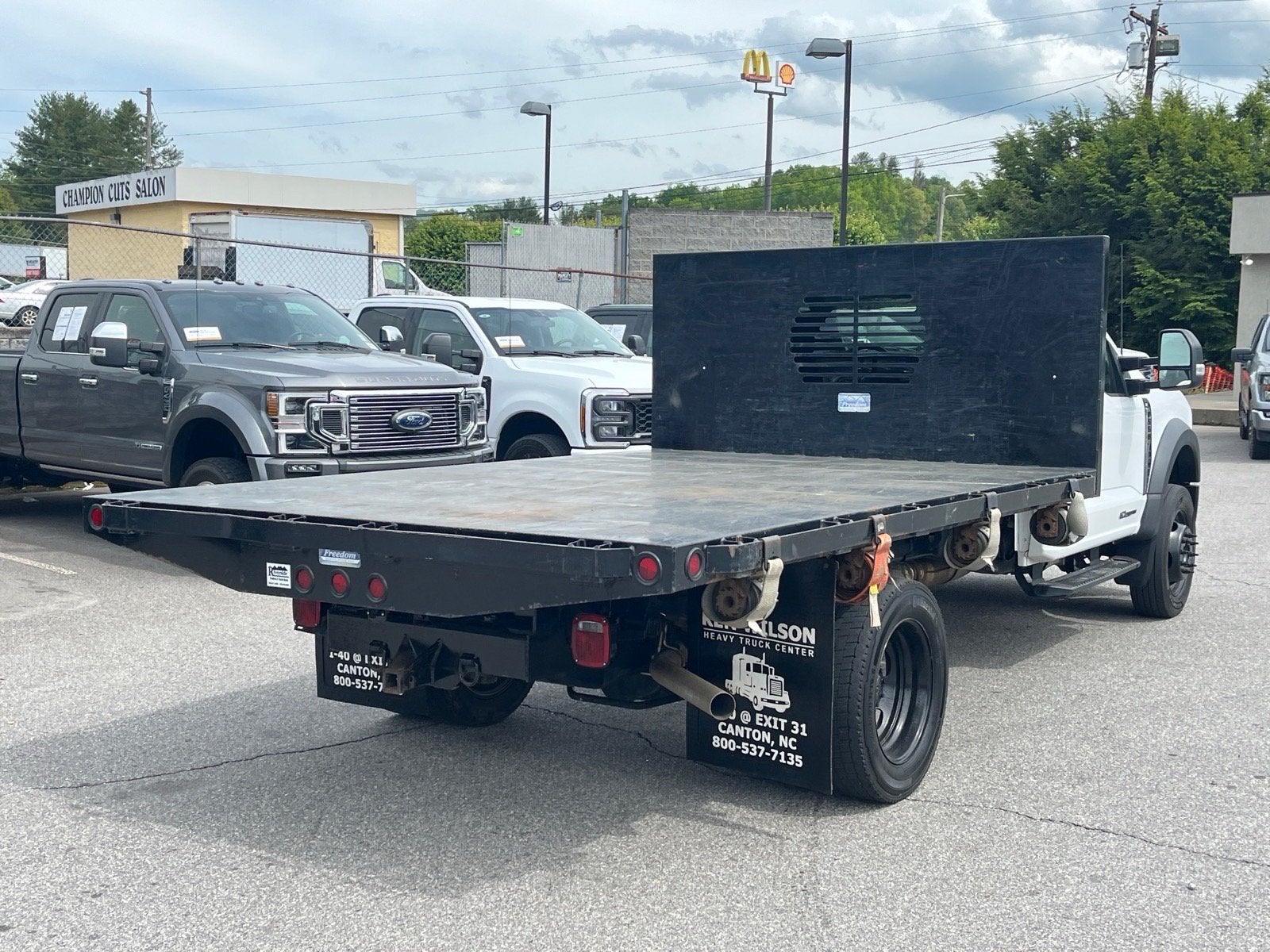 2023 Ford Super Duty F-550 DRW XLT DRW