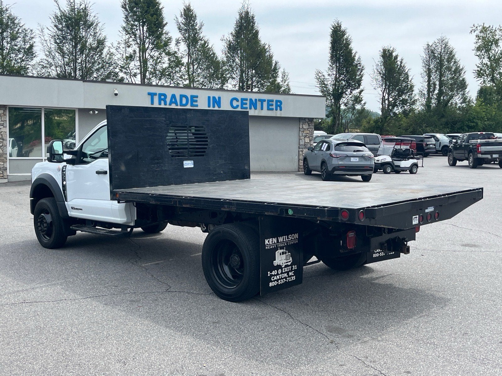 2023 Ford Super Duty F-550 DRW XLT DRW