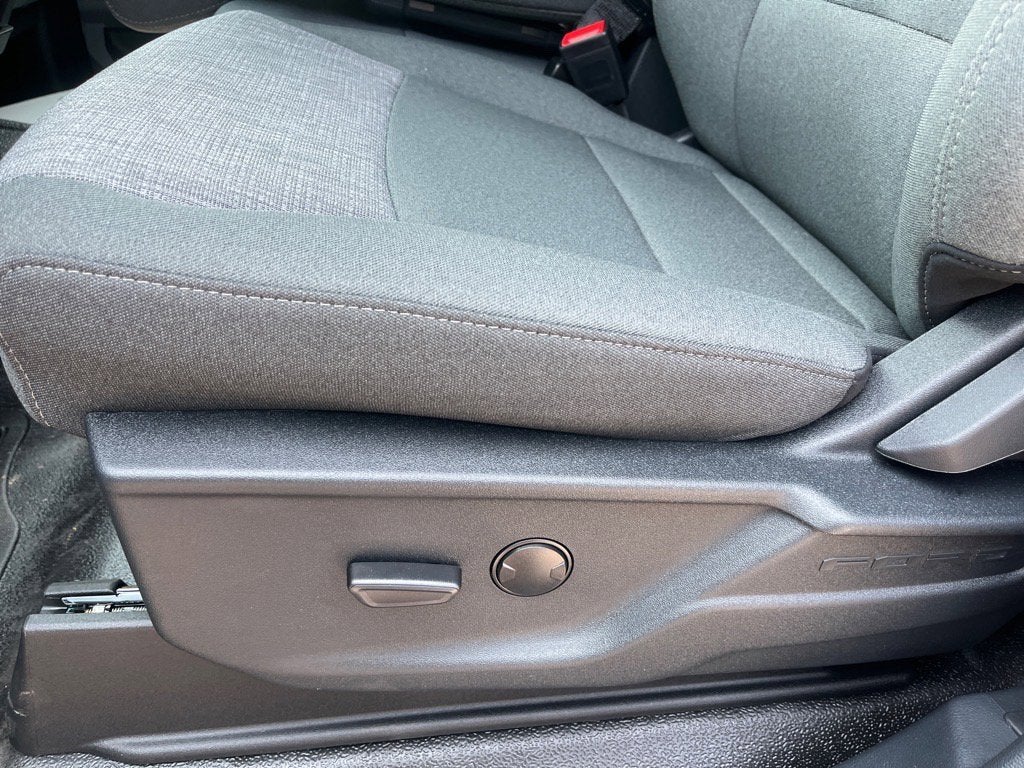 2025 Ford Super Duty F-550 DRW XLT DRW