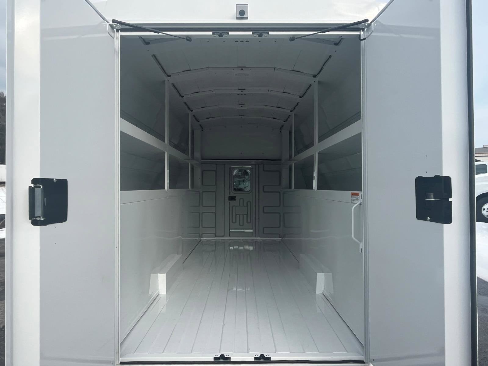 2026 Ford E-Series Cutaway Base Cutaway