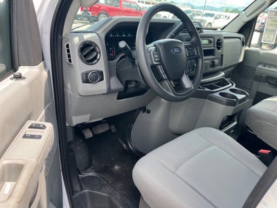 2025 Ford E-Series Cutaway Base Cutaway