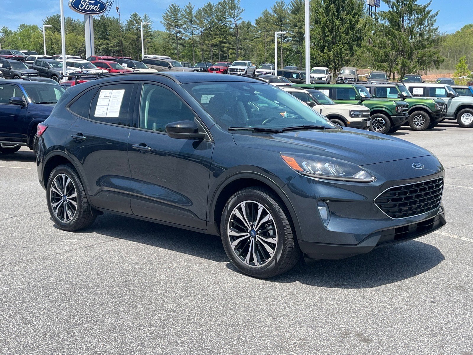 2022 Ford Escape SEL AWD 2.0L's photo