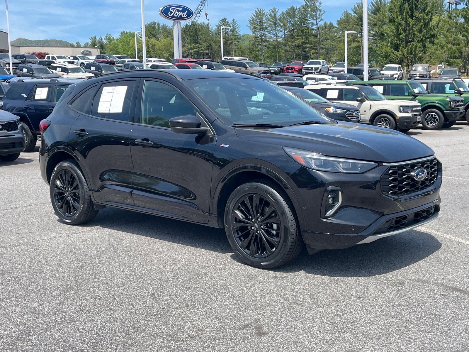 2023 Ford Escape ST-Line Elite AWD 2.0L's photo