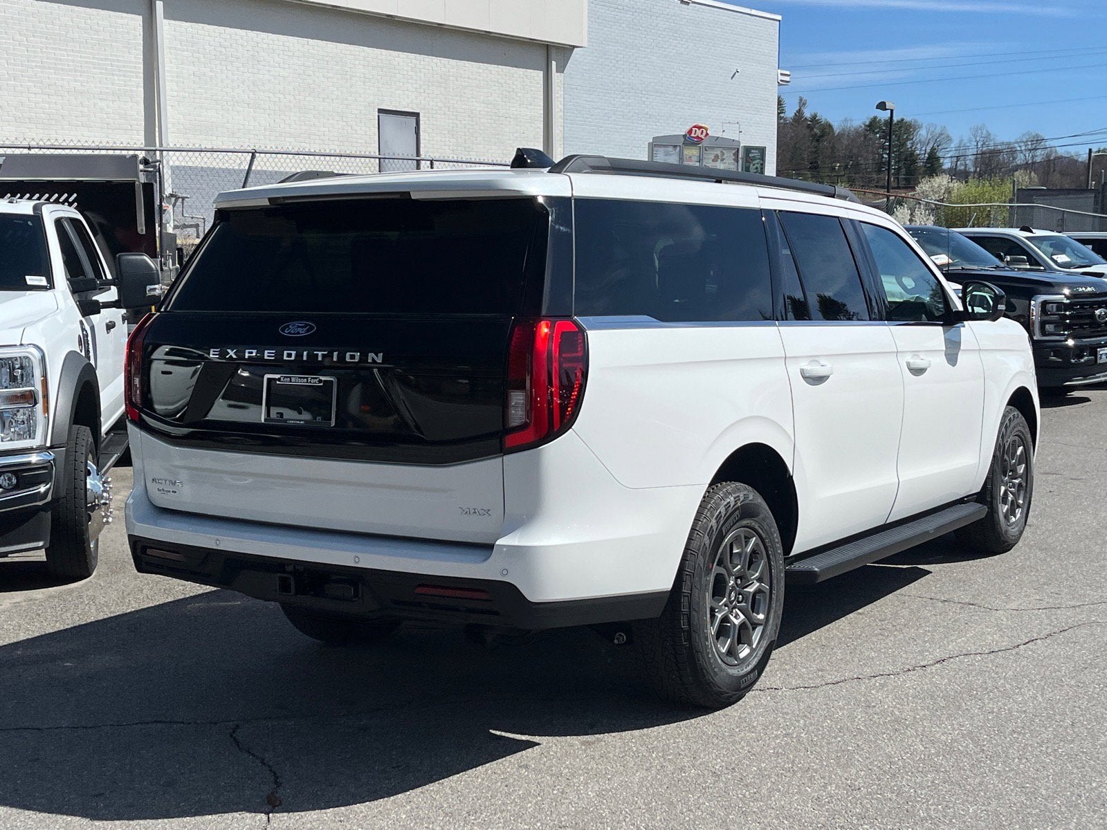 2026 Ford Expedition Max Active