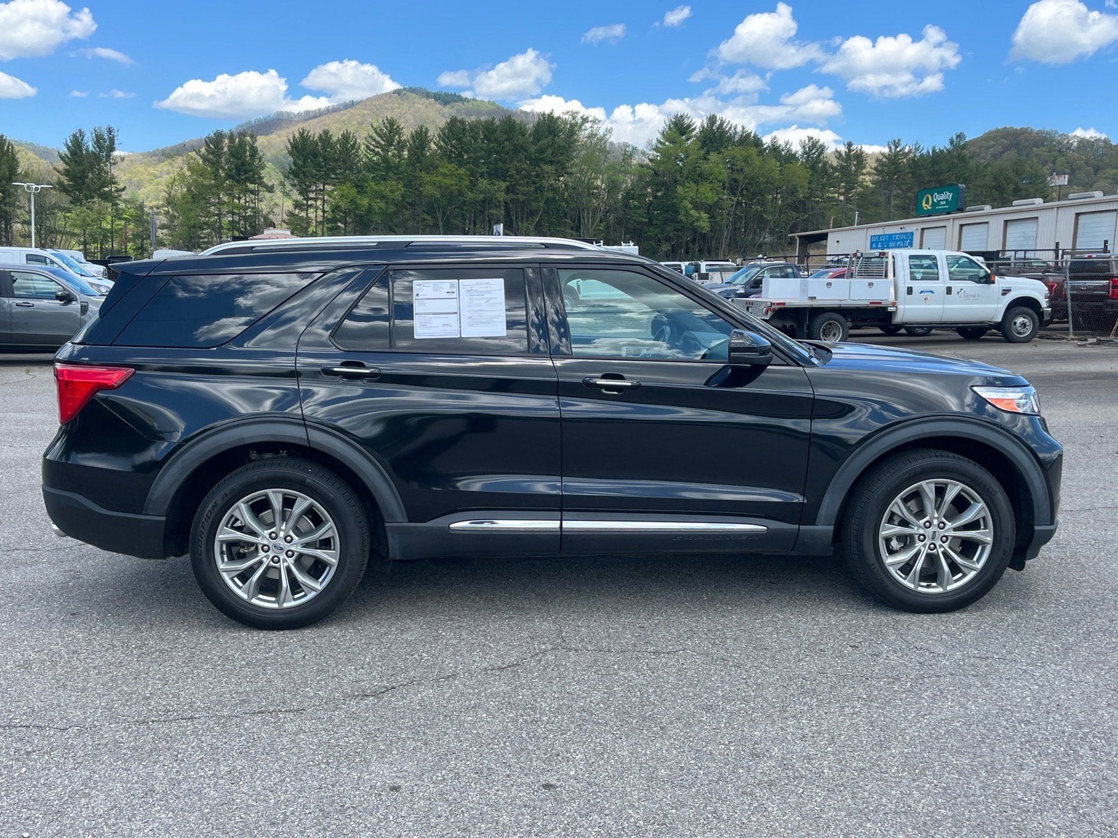 2020 Ford Explorer Limited