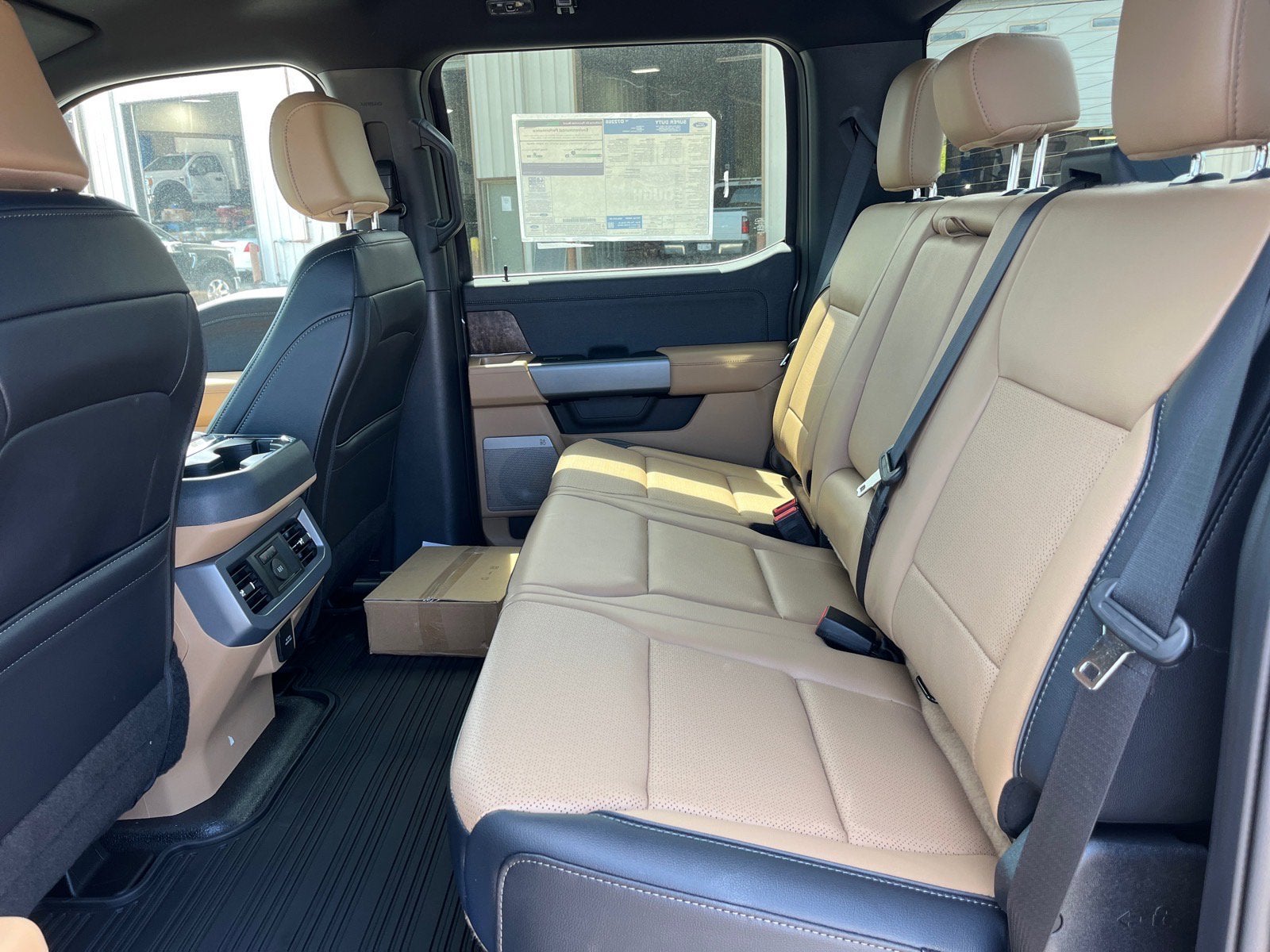 2026 Ford Super Duty F-250 SRW LARIAT