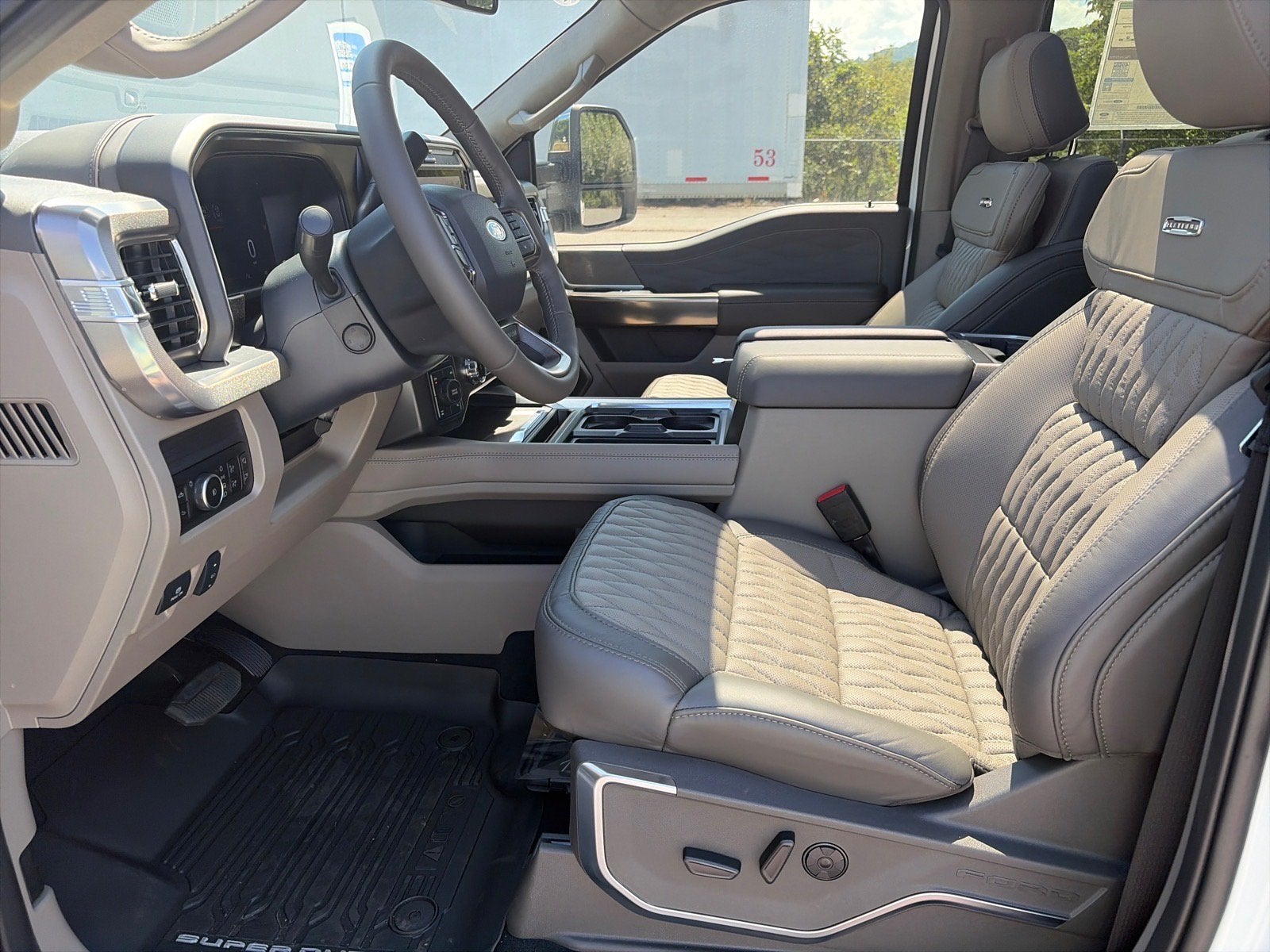 2026 Ford Super Duty F-250 SRW Platinum