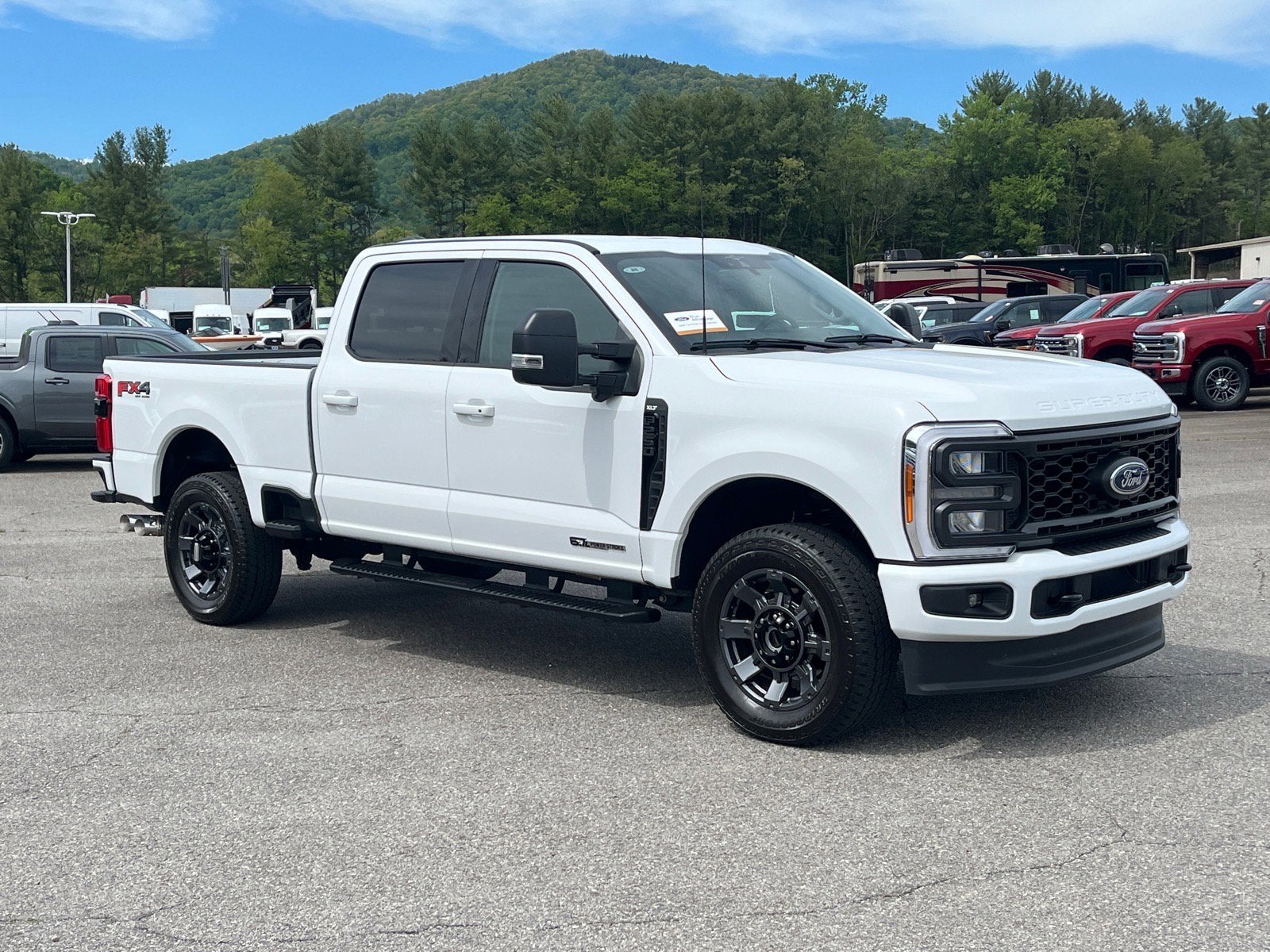 2023 Ford F-250 XLT 4x4 Crew Cab 6-3/4' Box's photo