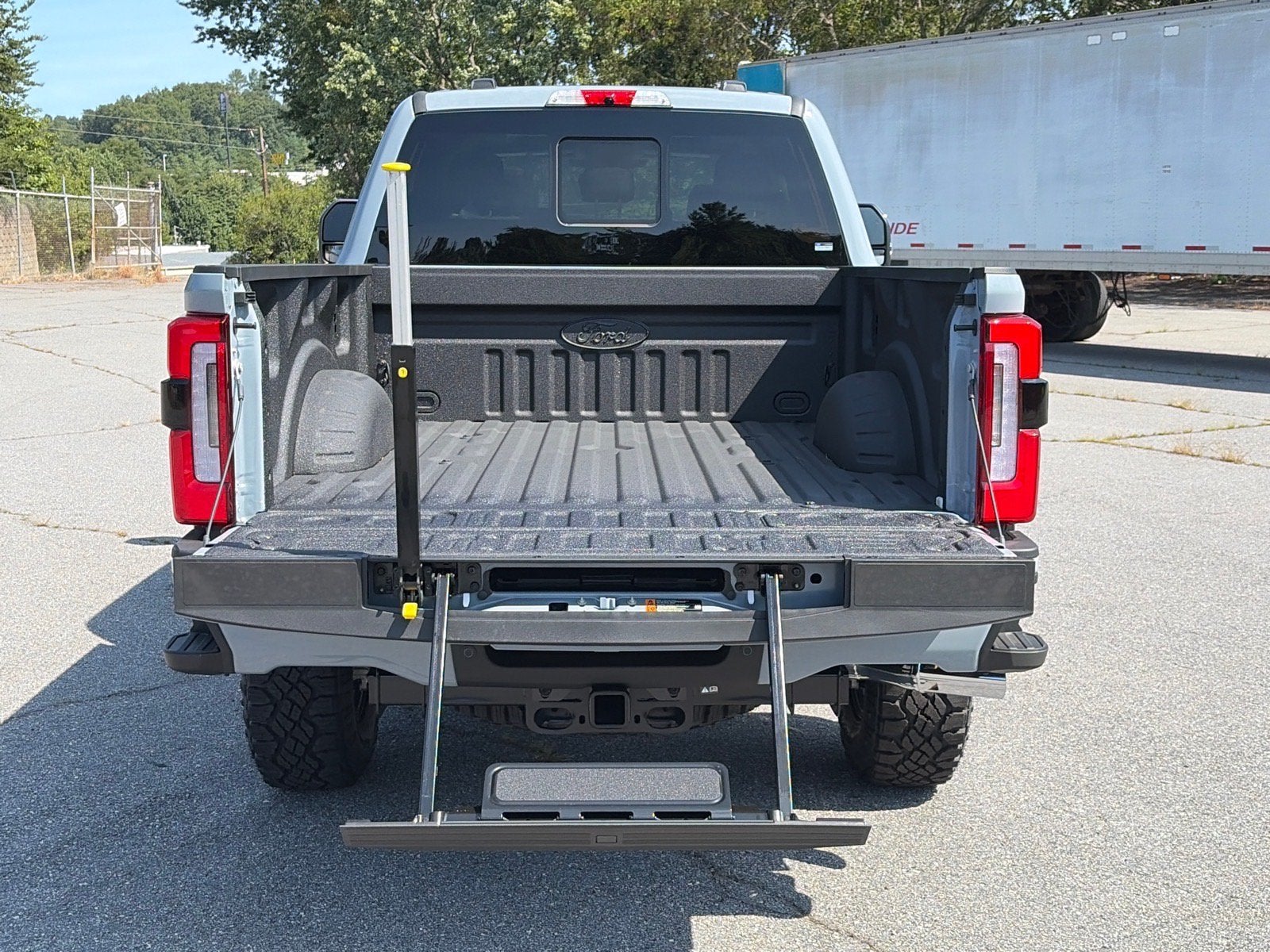 2026 Ford Super Duty F-350 SRW Platinum