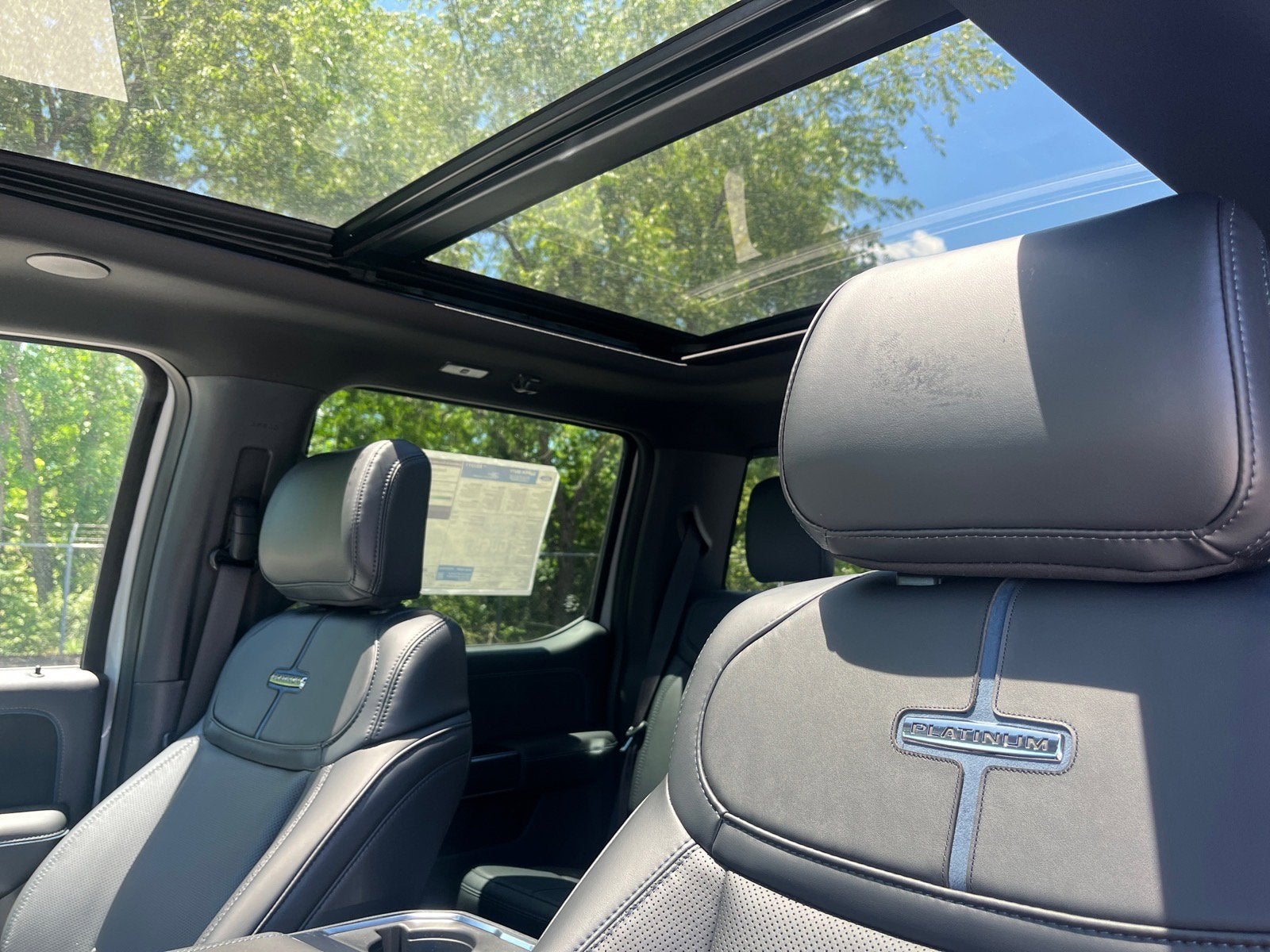 2026 Ford Super Duty F-350 SRW Platinum