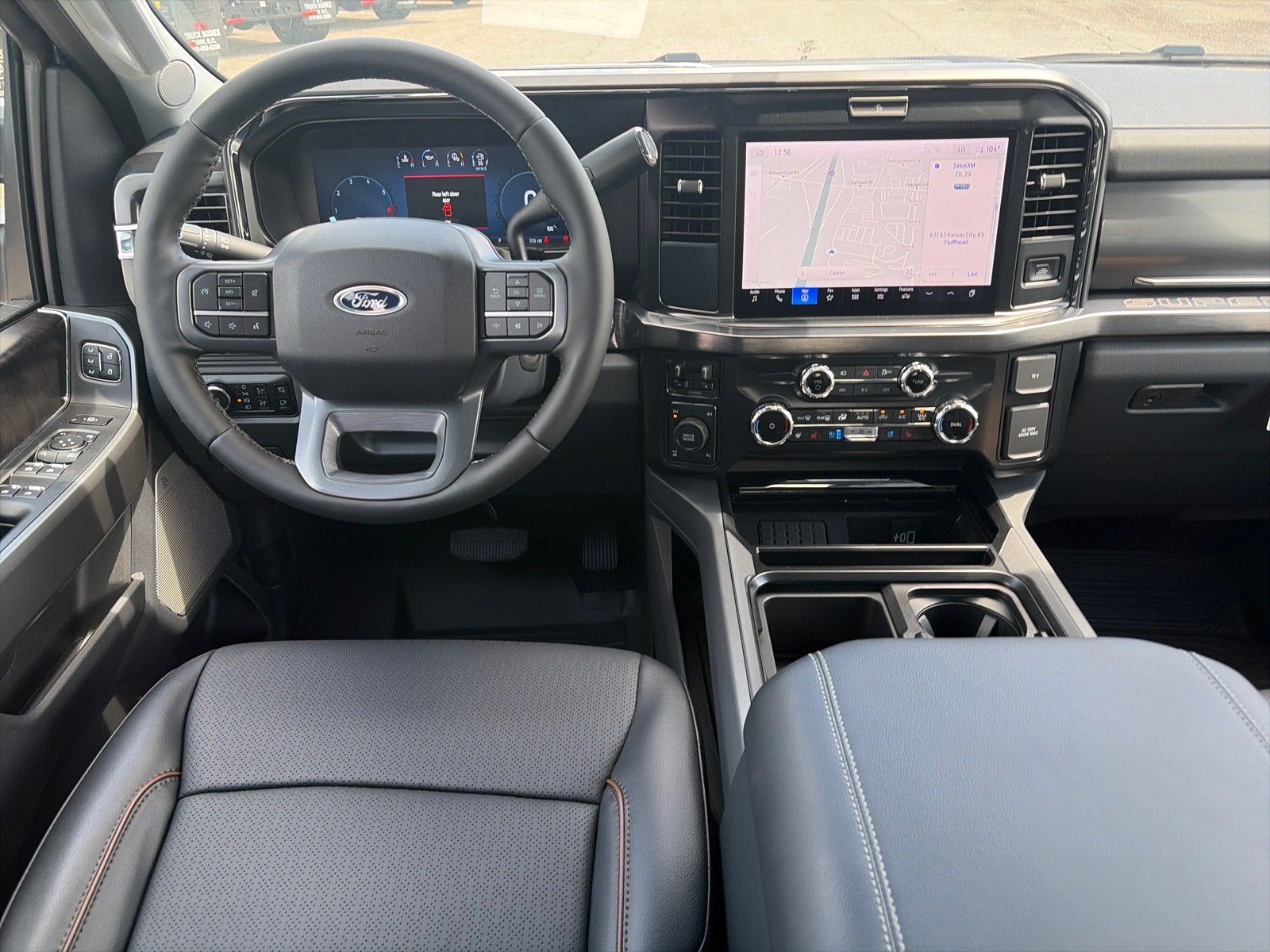 2026 Ford Super Duty F-350 SRW LARIAT