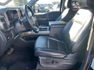 2024 Ford Super Duty F-350 DRW LARIAT