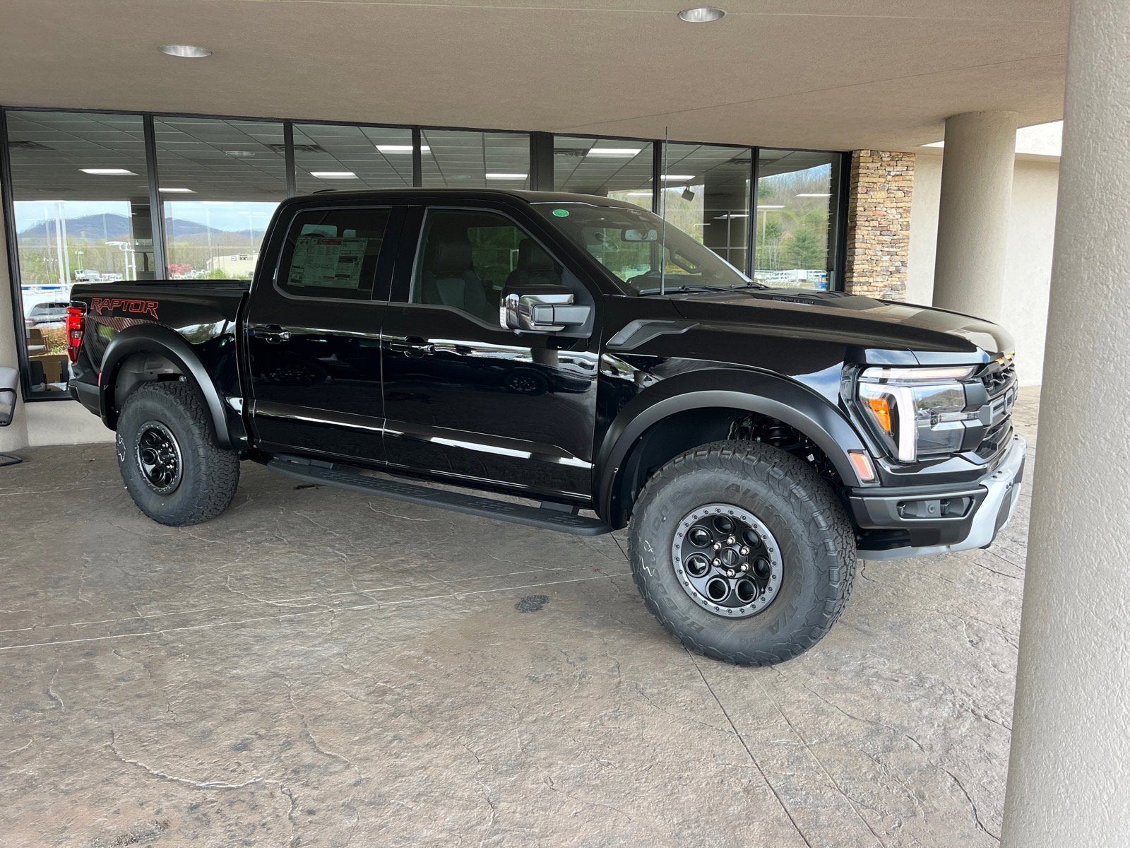 2025 Ford F-150 Raptor