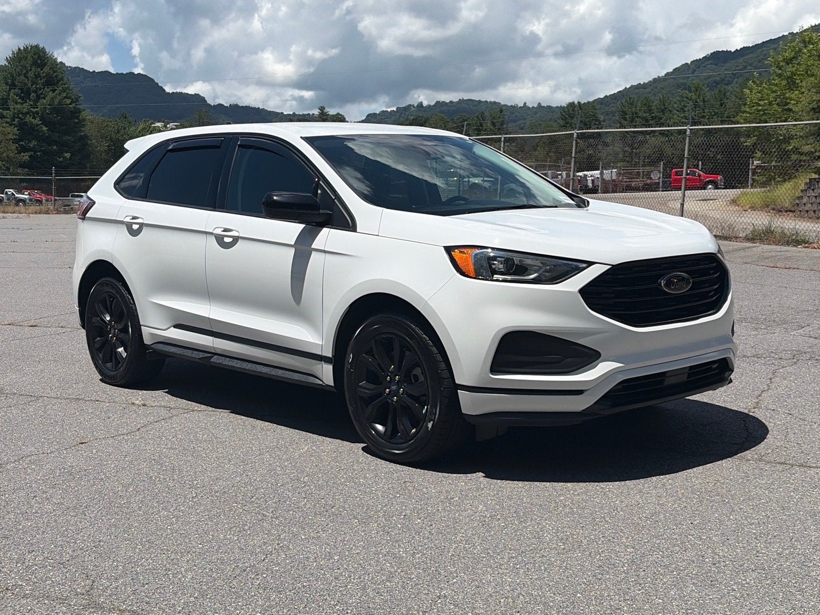 2023 Ford Edge